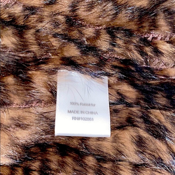 Real Rabbit Fur Vest - Picture 2 of 7